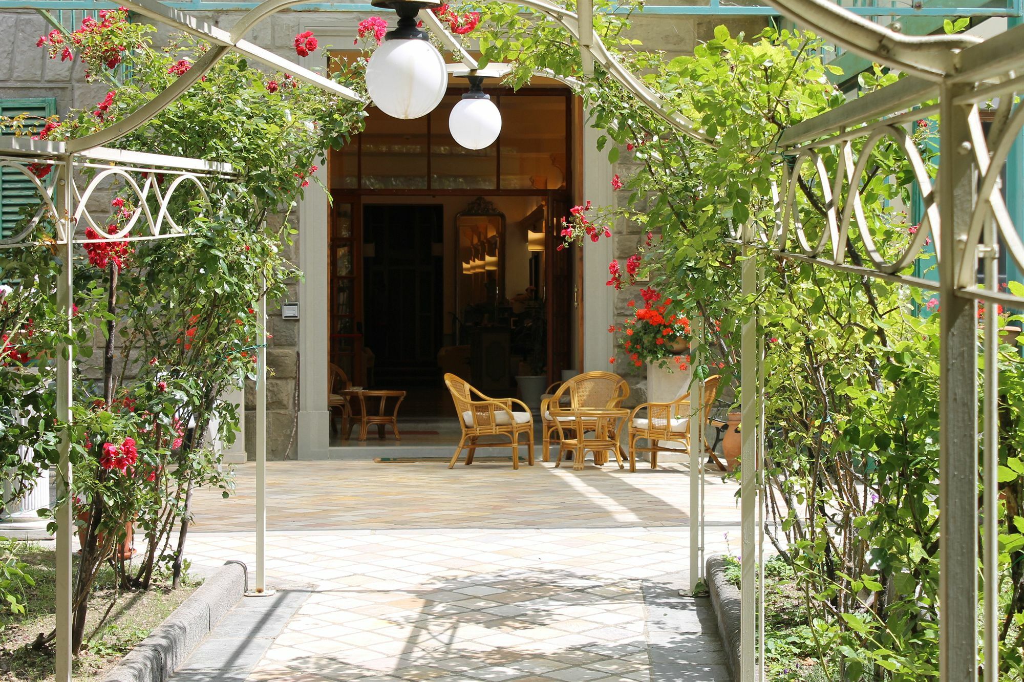 Hotel Croce Di Savoia Vallombrosa Exterior photo
